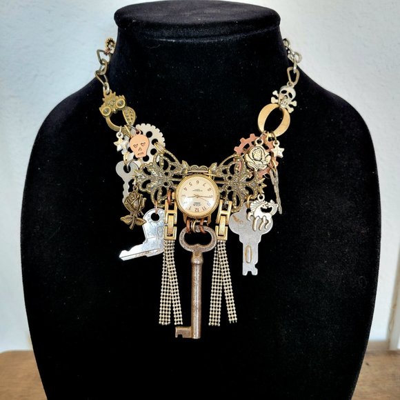 #549 Upcycled Steam=Funk Vintage Keys Statement Necklace - Picture 2 of 7